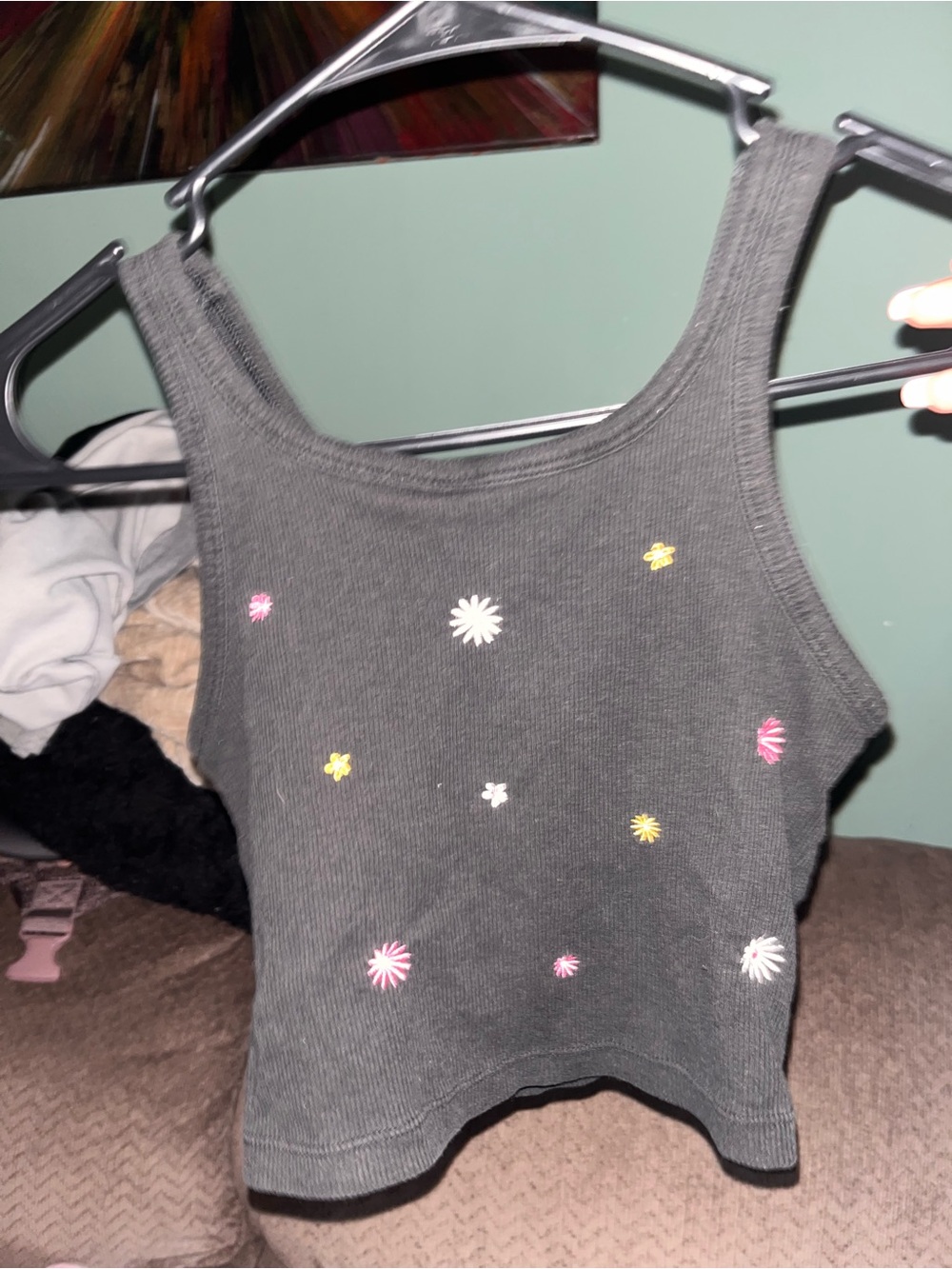 PINK Victoria's Secret Charcoal Ribbed Cropped Tank with Daisy Embroideries